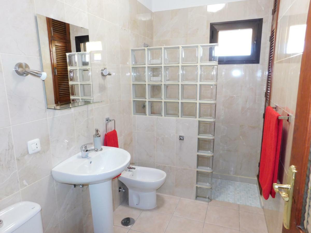 Vila El Roquito Ocean View Tarajalejo Exteriér fotografie